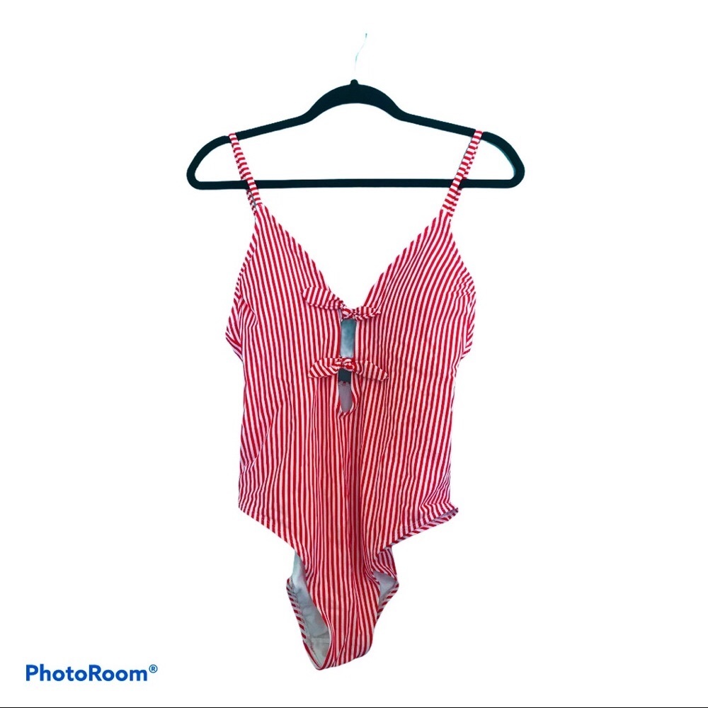 NWOT Red White JUNIORS Striped Swim On Piece